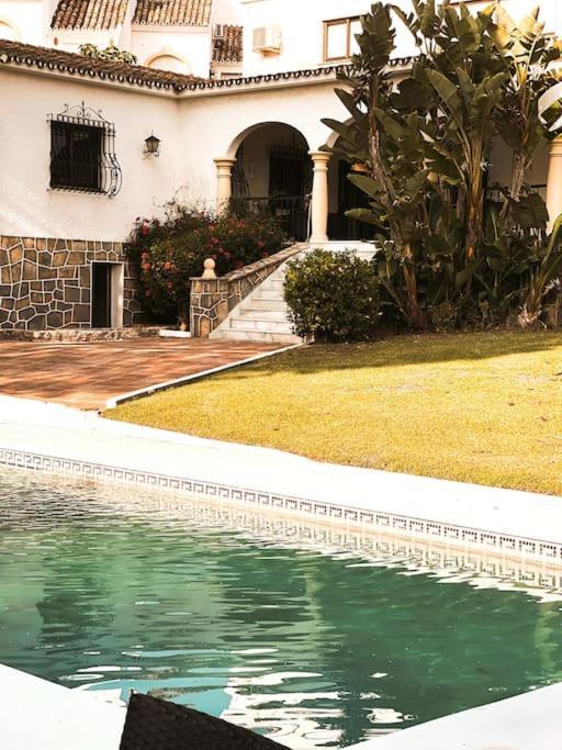 Villa Santa Cristina Cerca Del Mar マルベーリャ エクステリア 写真